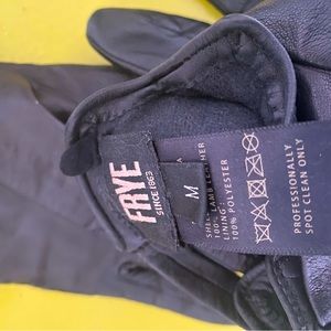 Frye Black Leather Gloves